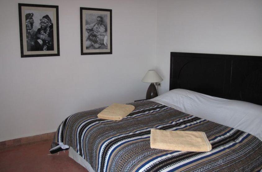 Auberge Dar Najmat Мирлефт Стая снимка